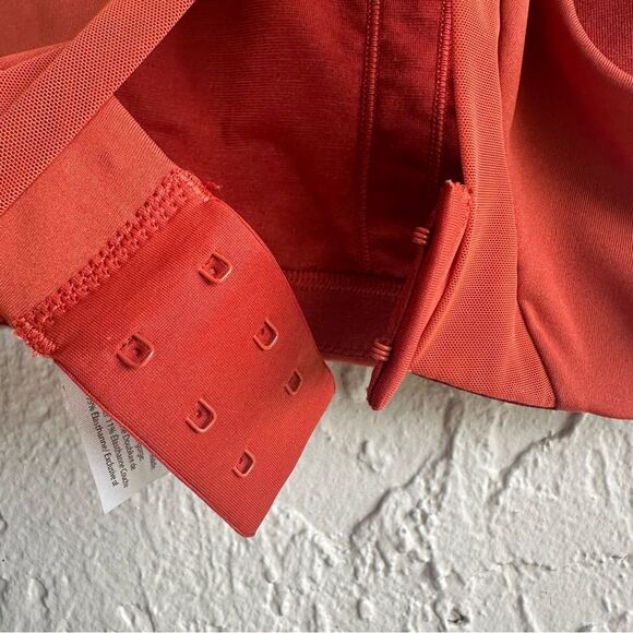 LULULEMON Invigorate Sports Bra Women 4 Burnt Orange - Picture 3 of 4